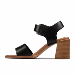 Clark Landra70 Strap 10 Clark Landra70 Strap -Womens Shop 26157402 D